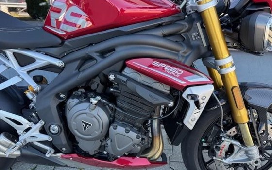 Gebrauchtmotorrad Triumph Speed Triple 1200 RS - Bild 12