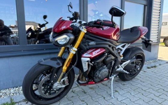 Gebrauchtmotorrad Triumph Speed Triple 1200 RS - Bild 19