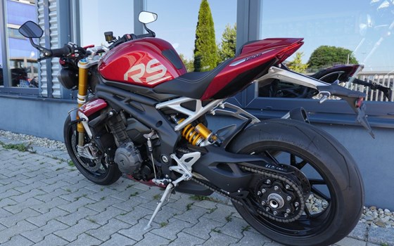Gebrauchtmotorrad Triumph Speed Triple 1200 RS - Bild 6