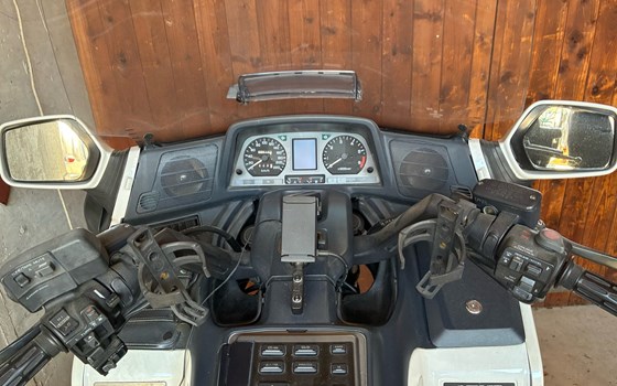 Gebrauchtmotorrad Honda GL 1500 Goldwing - Bild 4 Gebrauchtmotorrad Honda GL 1500 Goldwing - Bild 4