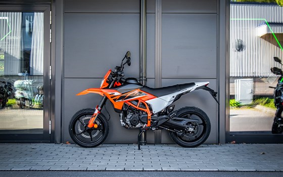 Neufahrzeug KTM 125 SMC R - Bild 4