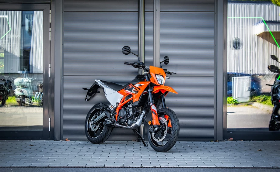 Angebot KTM 125 SMC R Bild 6: Angebot KTM 125 SMC R