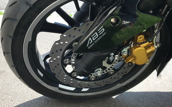 Gebrauchtmotorrad Daelim XQ 125 - Bild 3 Gebrauchtmotorrad Daelim XQ 125 - Bild 3