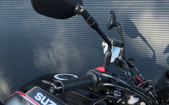 Gebrauchtmotorrad Suzuki SV650X - Bild 8 Gebrauchtmotorrad Suzuki SV650X - Bild 8