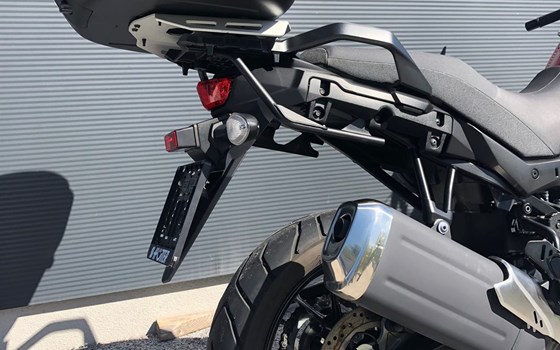 Gebrauchtmotorrad Suzuki V-Strom 650 - Bild 6 Gebrauchtmotorrad Suzuki V-Strom 650 - Bild 6