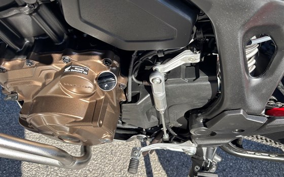 Gebrauchtmotorrad Honda CRF1100L Africa Twin - Bild 4 Gebrauchtmotorrad Honda CRF1100L Africa Twin - Bild 4