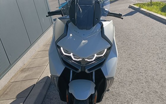 Gebrauchtmotorrad BMW C 400 GT - Bild 4 Gebrauchtmotorrad BMW C 400 GT - Bild 4