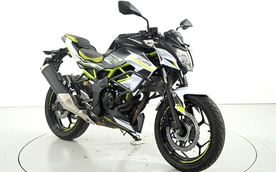 Motorrad Occasion Kawasaki Z125 - Bild 2