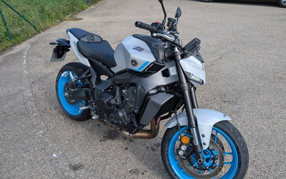 Gebrauchtmotorrad Yamaha MT-09 Y-AMT 35kW - Bild 2