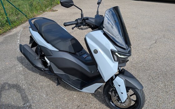 Gebrauchtmotorrad Yamaha NMAX 125 Tech MAX - Bild 2