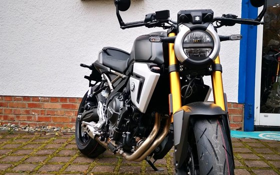 Neufahrzeug Suzuki GSX-8T - Bild 1