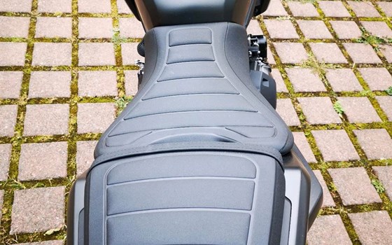 Neufahrzeug Suzuki GSX-8T - Bild 11