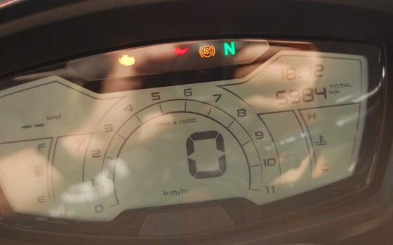 Gebrauchtmotorrad Aprilia Tuono 125 - Bild 7