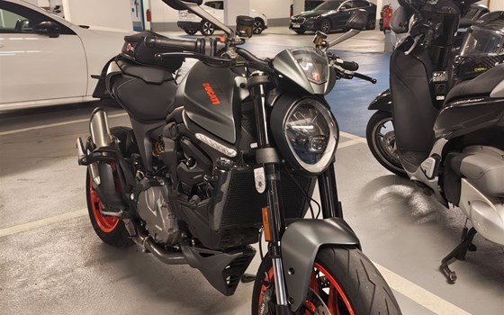 Gebrauchtmotorrad Ducati Monster + - Bild 6 Gebrauchtmotorrad Ducati Monster + - Bild 6
