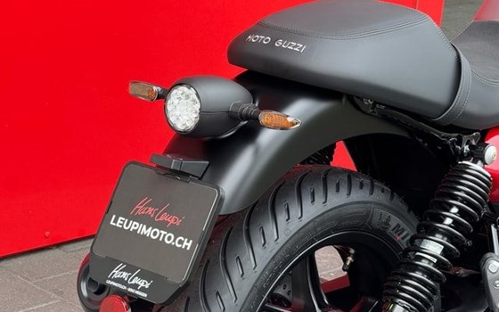 Neufahrzeug Moto Guzzi V7 Stone Corsa - Bild 10