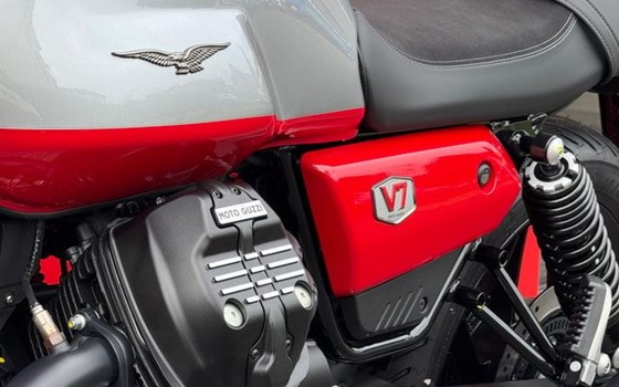 Neufahrzeug Moto Guzzi V7 Stone Corsa - Bild 3