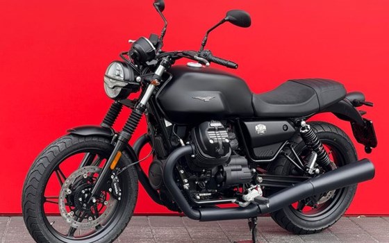 Neufahrzeug Moto Guzzi V7 Stone - Bild 16
