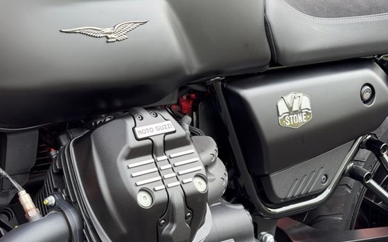 Neufahrzeug Moto Guzzi V7 Stone - Bild 5