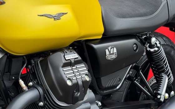 Neufahrzeug Moto Guzzi V7 Stone - Bild 9