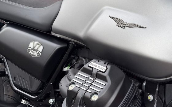 Neufahrzeug Moto Guzzi V7 Stone - Bild 5