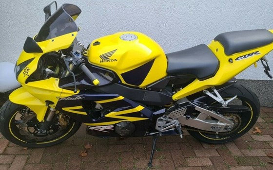 Gebrauchtmotorrad Honda CBR 900 RR Fireblade - Bild 2