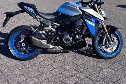 Suzuki GSX-S1000
