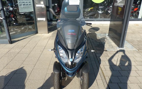 Gebrauchtmotorrad Piaggio MP3 300 - Bild 1