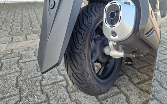 Gebrauchtmotorrad Honda PCX125 - Bild 5