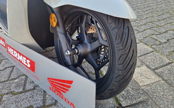 Gebrauchtmotorrad Honda PCX125 - Bild 6