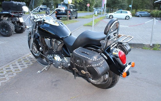 Gebrauchtmotorrad Kawasaki VN 2000 Classic - Bild 3