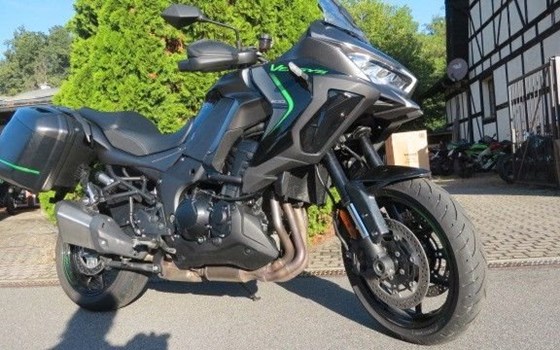 Gebrauchtmotorrad Kawasaki Versys 1100 - Bild 1