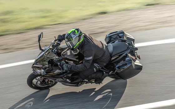 Neufahrzeug Kawasaki Ninja 1100SX - Bild 6