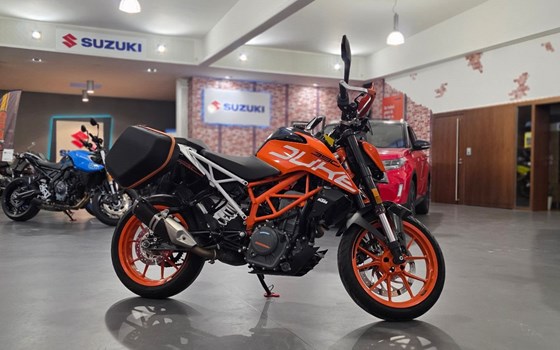 Gebrauchtmotorrad KTM 390 Duke - Bild 1