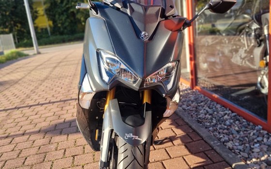 Gebrauchtmotorrad Yamaha TMAX DX - Bild 2