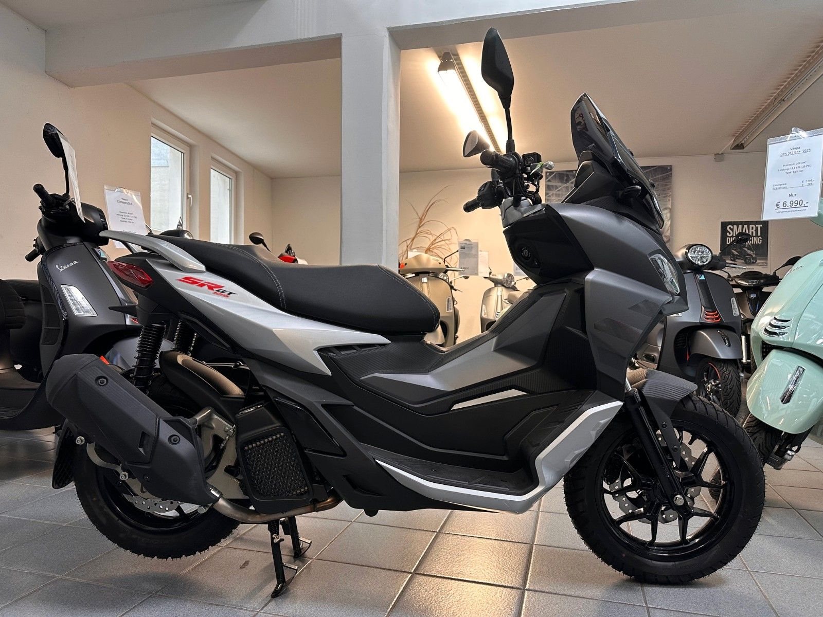 Aprilia SR GT 125