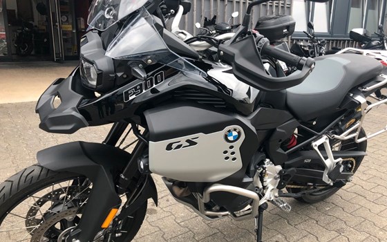 Gebrauchtmotorrad BMW F 900 GS Adventure - Bild 2