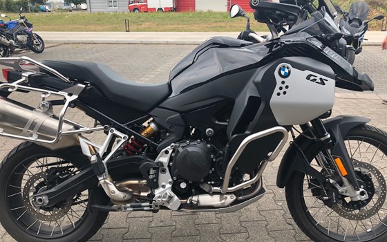 Gebrauchtmotorrad BMW F 900 GS Adventure - Bild 9