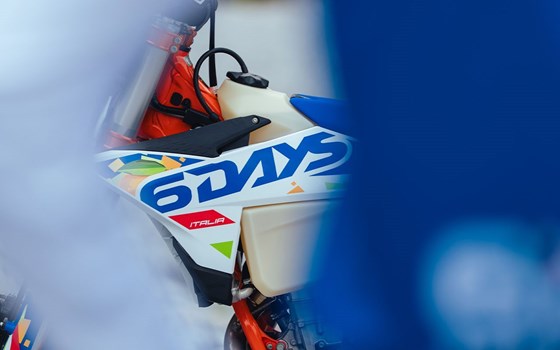 Neufahrzeug KTM 250 EXC-F SIX DAYS - Bild 7