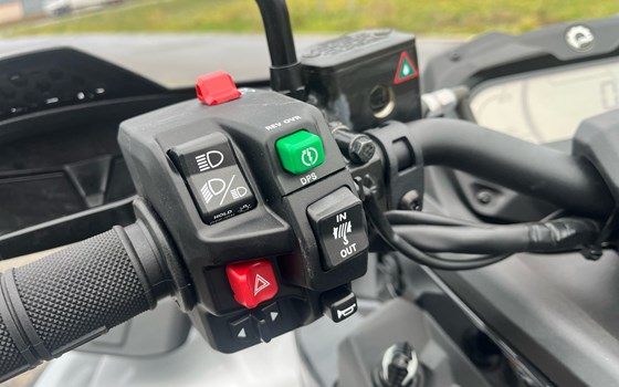 Gebrauchtmotorrad Can-Am Outlander Max XT-P 650T - Bild 2