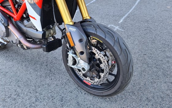 Gebrauchtmotorrad Ducati Hypermotard 950 SP - Bild 4 Gebrauchtmotorrad Ducati Hypermotard 950 SP - Bild 4