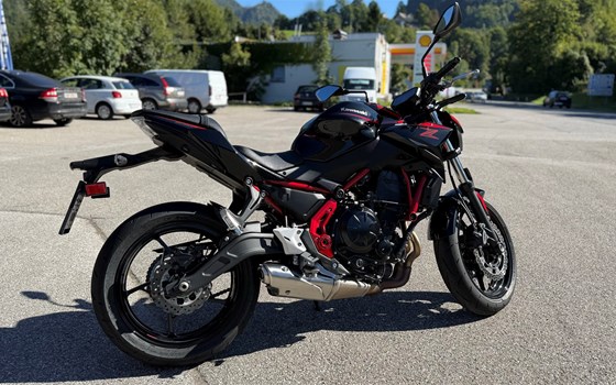 Gebrauchtmotorrad Kawasaki Z650 - Bild 3 Gebrauchtmotorrad Kawasaki Z650 - Bild 3