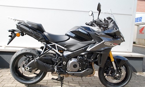 Suzuki GSX-S1000GX