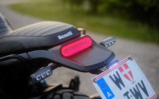 Gebrauchtmotorrad Benelli Leoncino 500 Trail - Bild 14 Gebrauchtmotorrad Benelli Leoncino 500 Trail - Bild 14