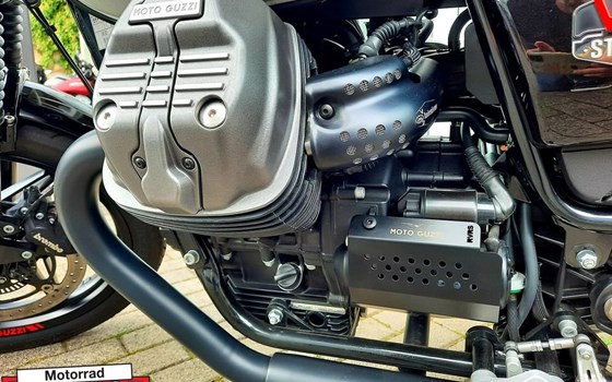 Gebrauchtmotorrad Moto Guzzi V7 II Stone - Bild 12