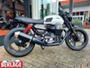Moto Guzzi V7 II Stone 43