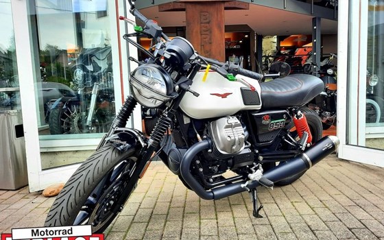 Gebrauchtmotorrad Moto Guzzi V7 II Stone - Bild 4