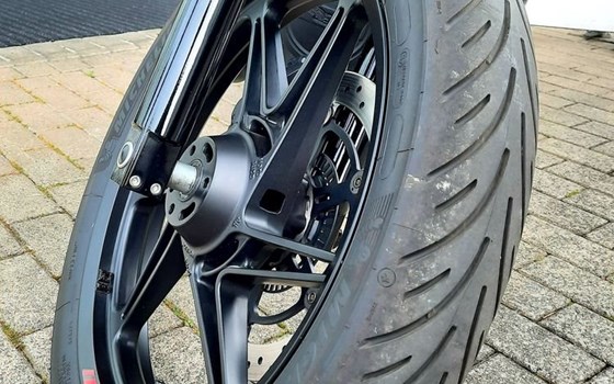 Gebrauchtmotorrad Moto Guzzi V7 II Stone - Bild 6