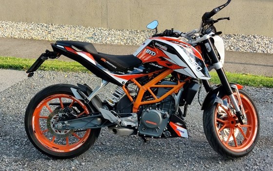 Gebrauchtmotorrad KTM 390 Duke - Bild 2 Gebrauchtmotorrad KTM 390 Duke - Bild 2