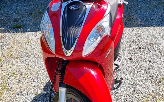 Gebrauchtmotorrad Kymco People One 125 - Bild 1 Gebrauchtmotorrad Kymco People One 125 - Bild 1