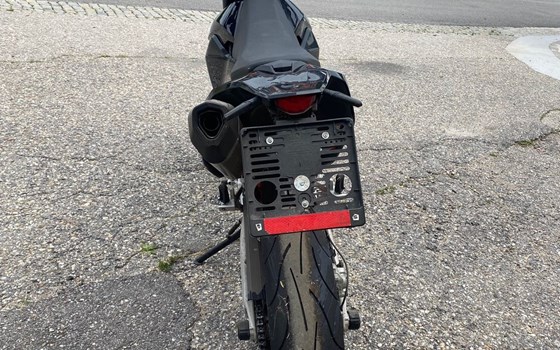 Gebrauchtmotorrad KTM 690 SMC R - Bild 3 Gebrauchtmotorrad KTM 690 SMC R - Bild 3